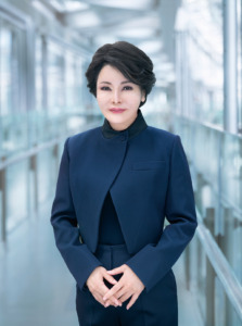 高橋佳子